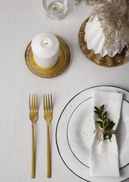 Accueil - Top view dining tables without food - Decorative Events